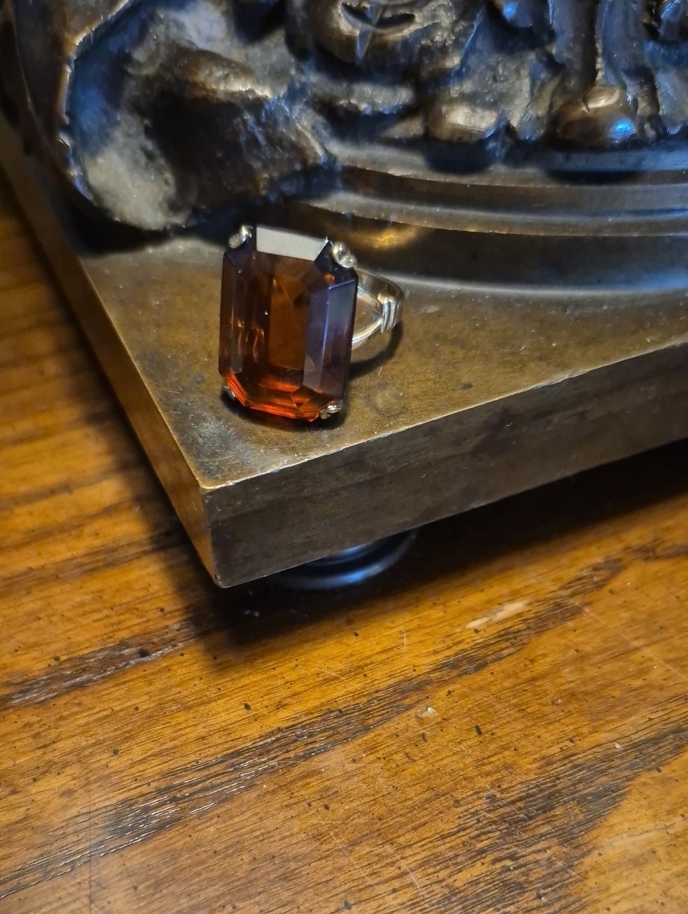 Avon 1978 Vintage Smoky Topaz Amber Colored Stone Gold Tone Size 7